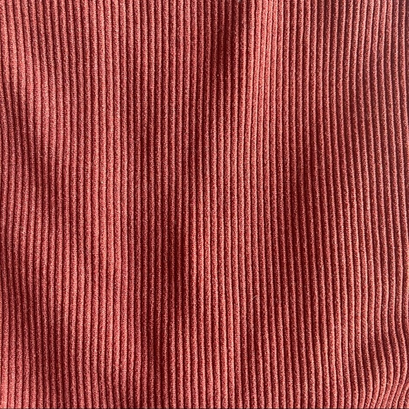 Burgundy Tank Top - Picture 4 of 4